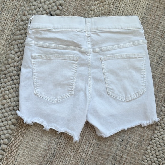 Express High Waisted Button Up Shorts - Size 0 - Picture 2 of 5
